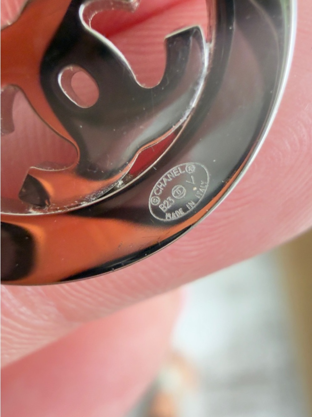 CHANEL Silver Crystal CC Open Circle Stud Earrings - Picture 3 of 5